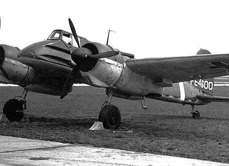 Немецкий двухмоторный одноместный штурмовик времён Второй мировой войны: Henschel Hs 129.