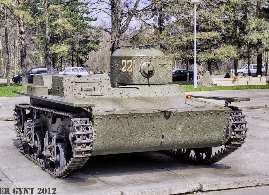 Легкий танк Т-38.