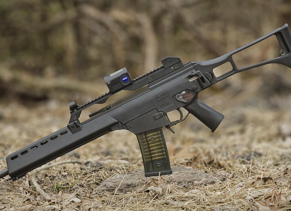 HK G36 - ИДЕАЛЬНЫЙ НА БУМАГЕ, НО...</p>
<p>ОСНОВНОЙ АВТОМАТ ГЕРМАНИИ